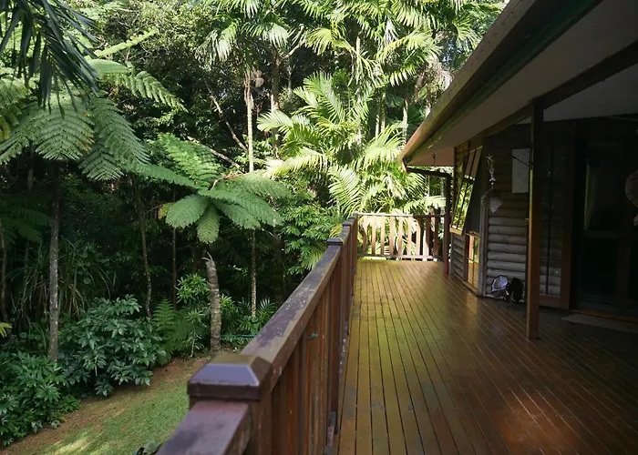 Fairy Falls - Romantic Daintree Rainforest Retreat With Enchanting Waterfall