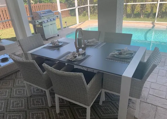 Aaa - Marco Island Luxury Home, Walk To The Beach.