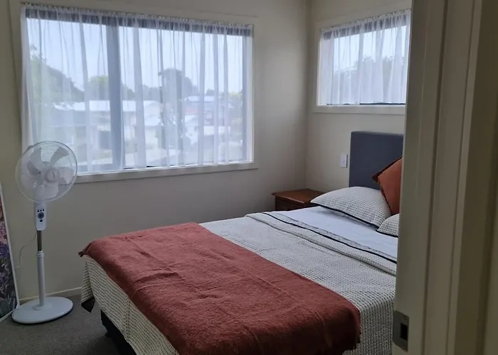 3 Bedroom Home Away From Home In Palmerston North
