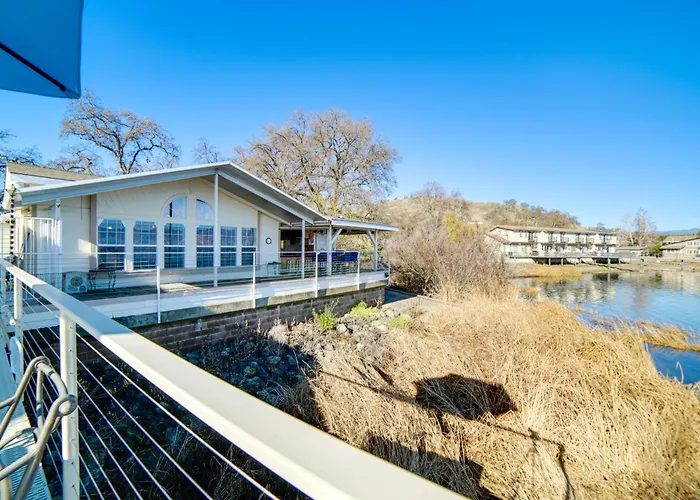 North Lakeport Home On Clear Lake: Boat + Unwind!