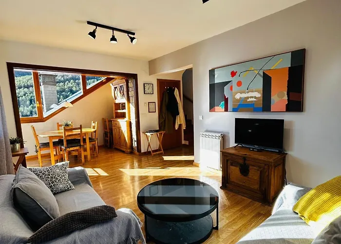 Casa Mya. A Modern Duplex In The Spanish Pyrenees