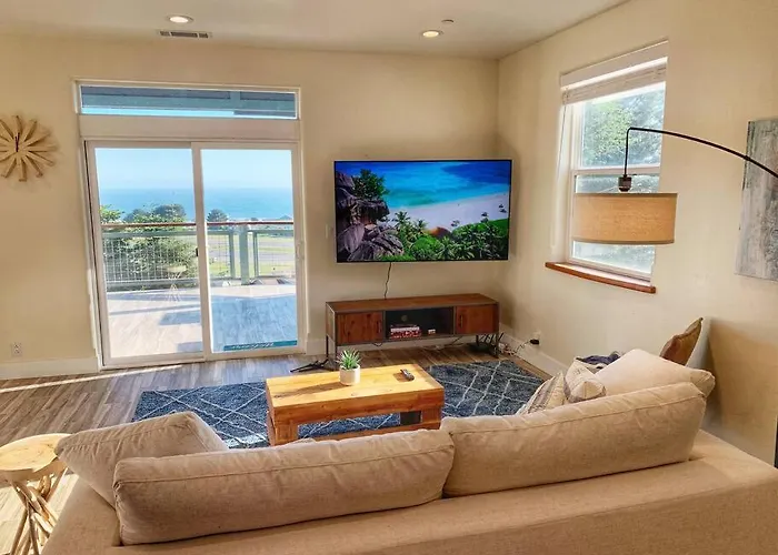 Shelter Cove Brand New Beautiful Ocean View Home