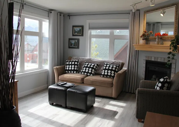 Windtower Lodge - Canmore