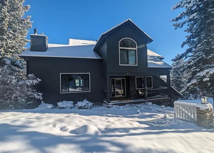Stay In Evergreen - Denver Mountain Escape
