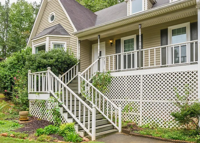 Spacious 4Br In Marietta With Modern Amenities