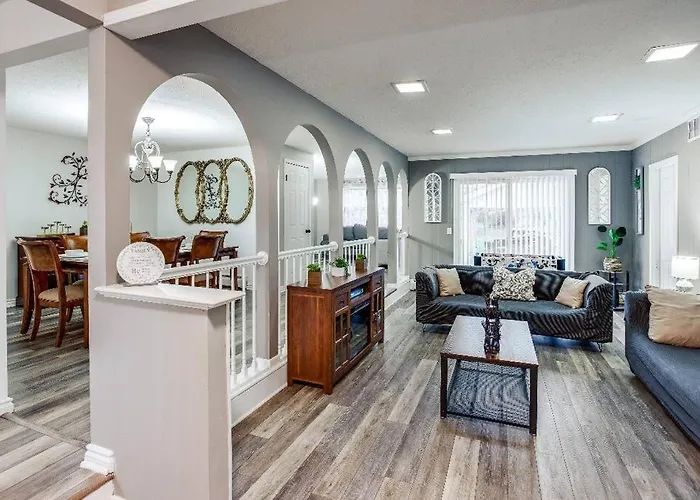 Fantastic Home Near Dwtn/Airport