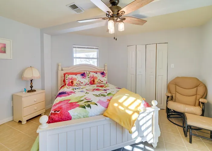 Cozy Bandera Cottage W/ Medina River Access!