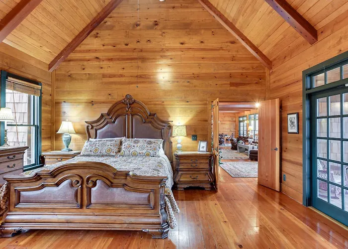 Lakefront Custom-Built Mentone Home: Game Room!