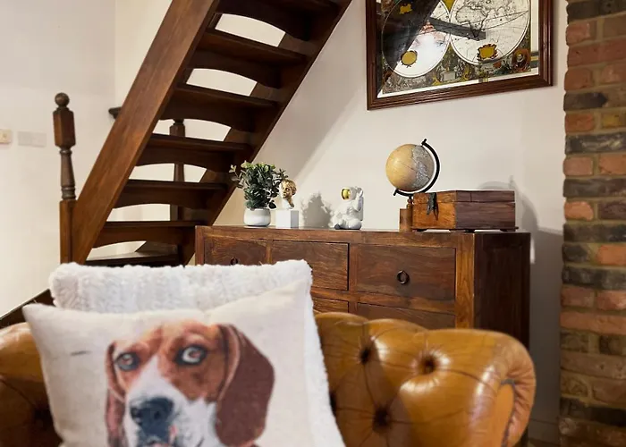Charming Windsor Cottage, Incredible Location, Castle Doorstep