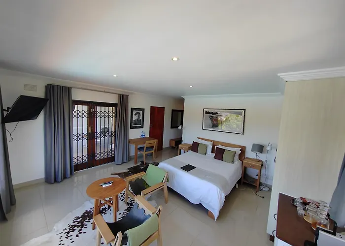 Candlewood Lodge