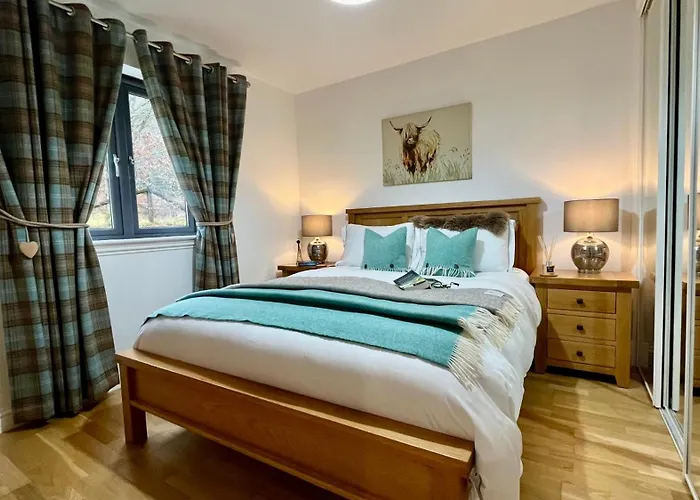 Bluebell Cottage With Hot Tub