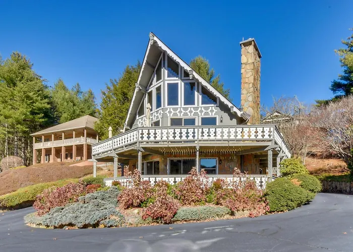 Picturesque 'Sky Haus' Sanctuary W/ Mountain Views