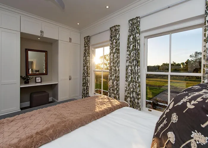 Greenhill Farm Parklands Cottage - 2 Bedroom 4 Guests - Private House
