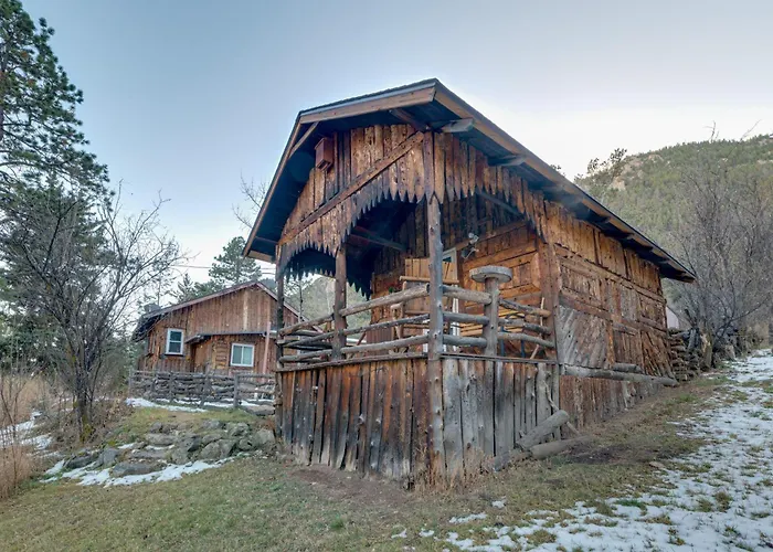 Rustic Log Cabin W/ Studio ~ 5 Mi To Pikes Peak!