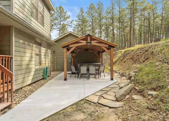 Elk Ridge Fire Place Custer