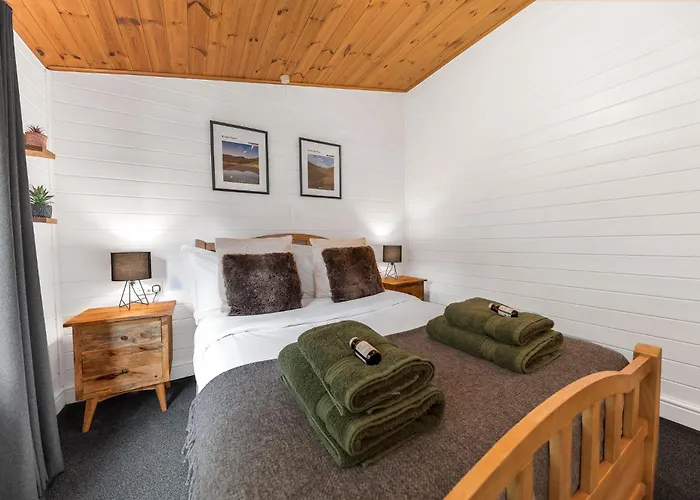 Bowness 45 - 2 Bedroom Lake Windermere Lodge