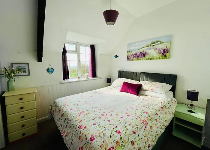Honeysuckle Cottage