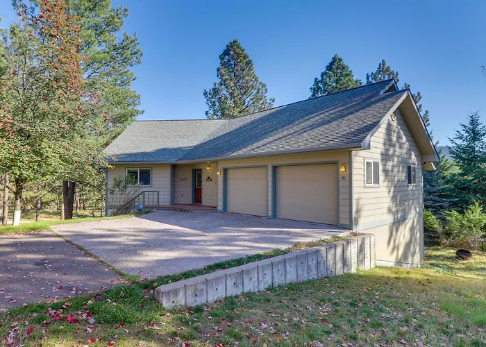 1 Mi To Flathead Lake: Bigfork Village Retreat