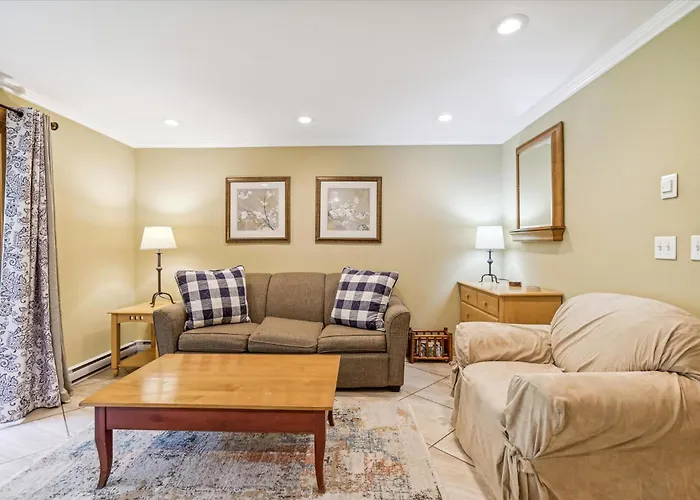 Edgemont Condo Unit A1