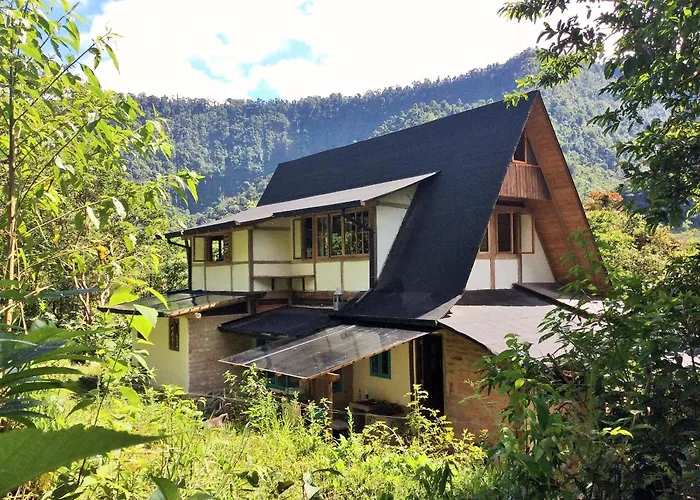 Sacha Urco Lodge -Private Cloud Forest Reserve In Mindo- Lugar Remoto- 4X4 Recommended