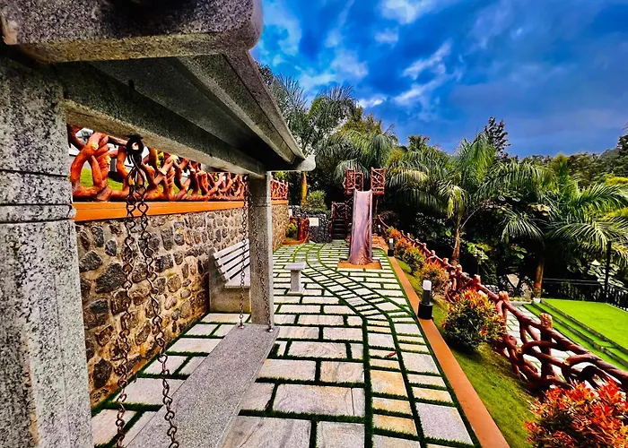 Blue Peaks Holidays Swimming Pool Cottage Munnar