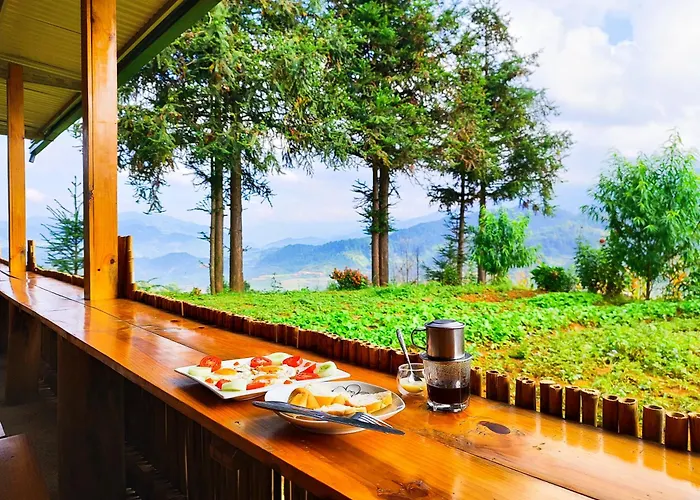 Mu Cang Chai Homestay & Trekking
