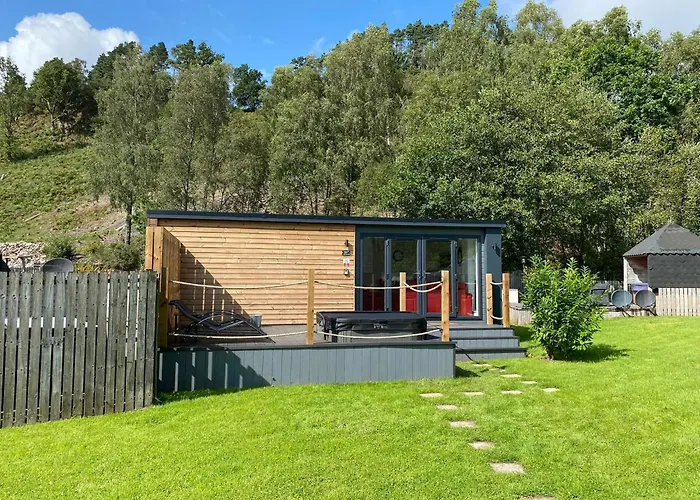 Balmaha Lodges And Apartments