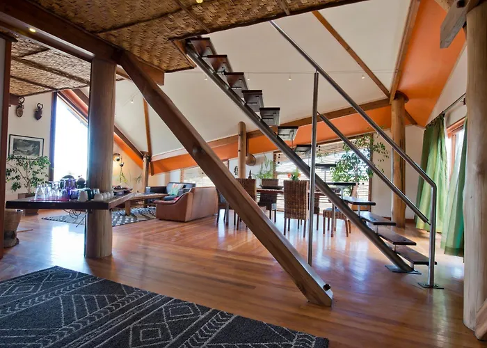 Stiltz Guest House