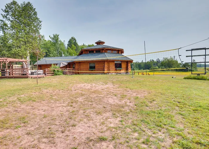 Ironwood 'Superior Home' ~ 4 Mi To Big Powderhorn!