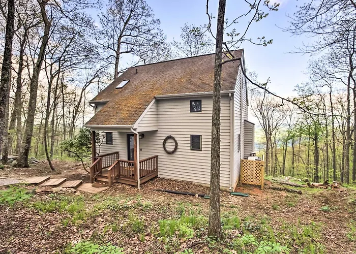 Serene Hideaway With Views, 1 Mi To Hike & Ski!