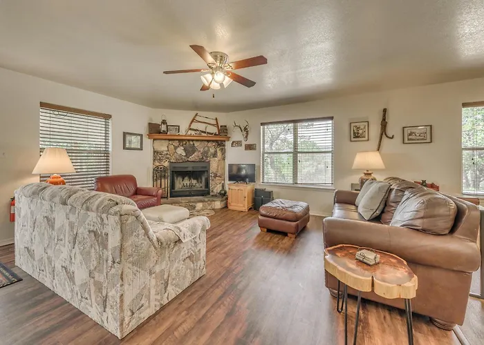Hillside Haven W/ Deck < 2 Miles To Dwtn Ruidoso!