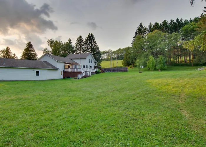 Sauna, Spa & Stargazing: Coudersport Home!