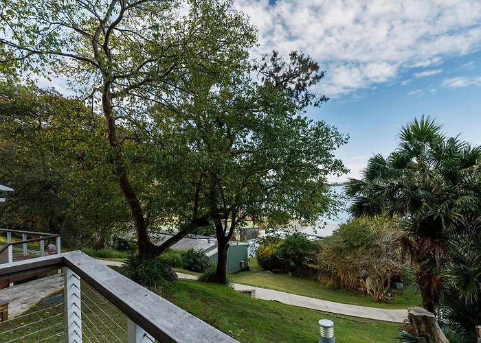 Currawong Beach Cottages