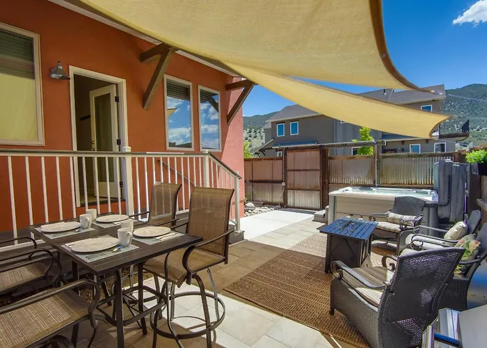 Salida Oasis: 1 Mi To Town, Mountain View, Hot Tub