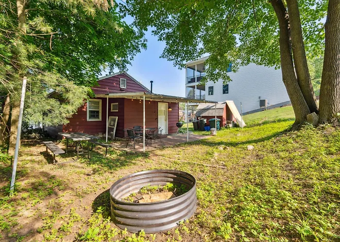 Delavan Retreat W/ Patio On Turtle Lake!