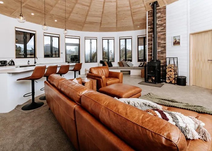 Kaho - Ohakune Holiday Home With Spa
