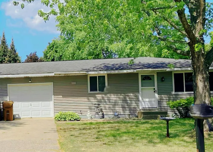 Fantastic Oasis Home In Stevens Point
