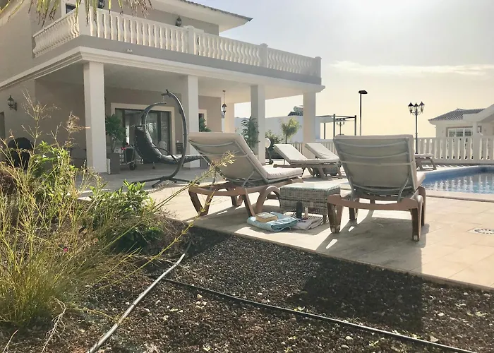 Villa Vista Bella Costa Adeje In Ruhiger Villengegend Mit Meerblick