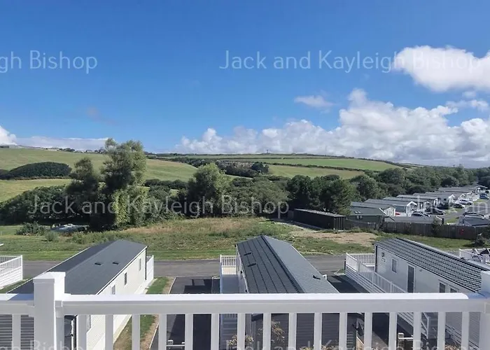 3 Bedroom Holiday Home In Newquay - Valley Views