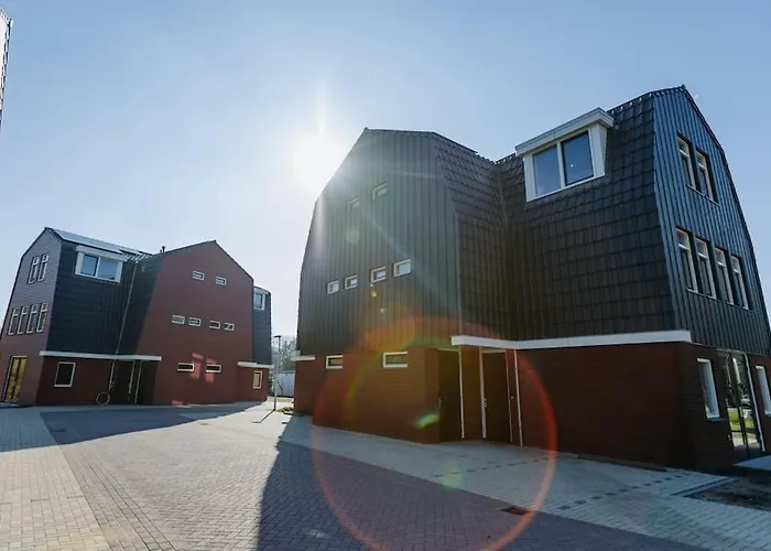 Brand New Bright & Luxurious Villa In Amsterdam!