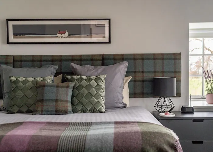 Dalveich Cottage, Hot Tub, 2 Bedroom, Lochearnhead
