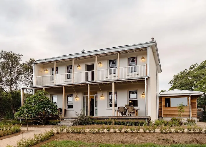 Eagles Nest Milton - Stay 3, Pay 2