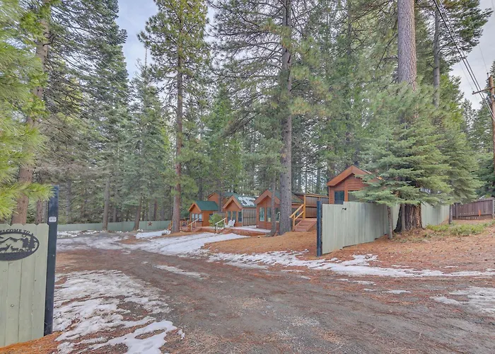 Cozy Lake Almanor Cabin, Outdoor Adventures Galore