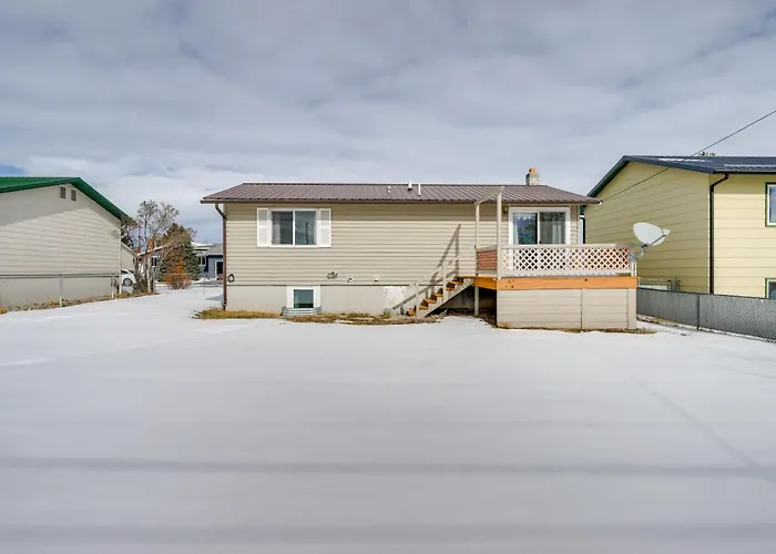 Dog-Friendly Montana Home W/ Deck & Fenced-In Yard
