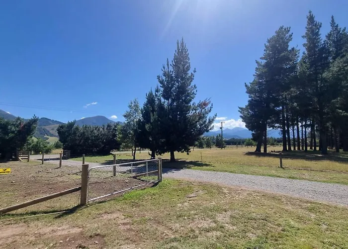 Sherwood Ranch Cottages - 405 Woodbank Road