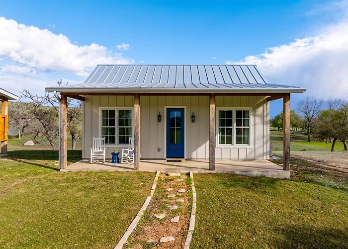 Bluebonnet Cottage With Hot Tub & Views