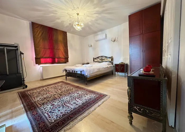 Bodrum Merkezde Muestakil Havuzlu Villa