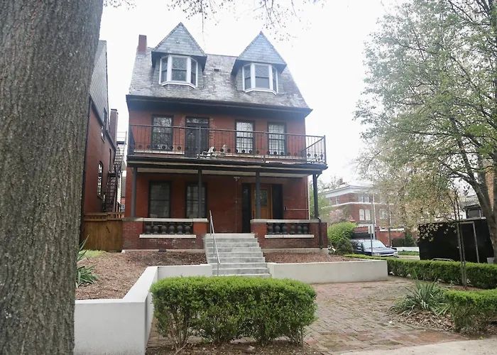 Cwe Luxury La Maison Modern