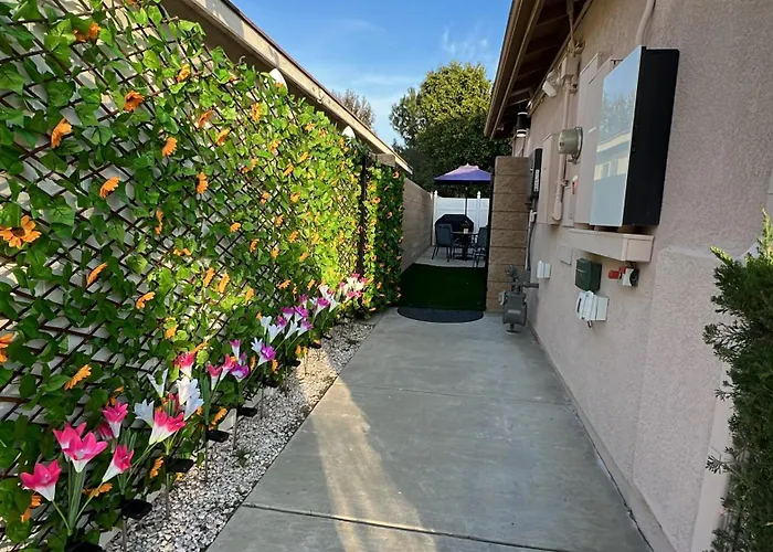 New! 2-Bedroom Fontana Guest House Close To Kaiser Permanente