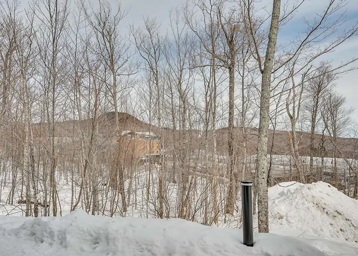 Ski-In Resort Family Condo W/ Deck At Jay Peak!